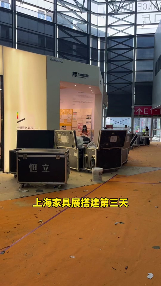 海思展览&mdash;展台设计搭建:产品布置上去啦,现场效果出来了,大家看看